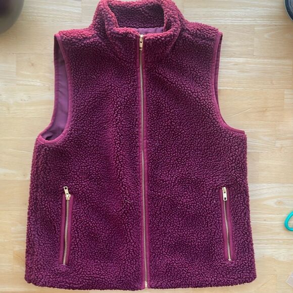 J CREW Red Sherpa Vest Small - Picture 1 of 4